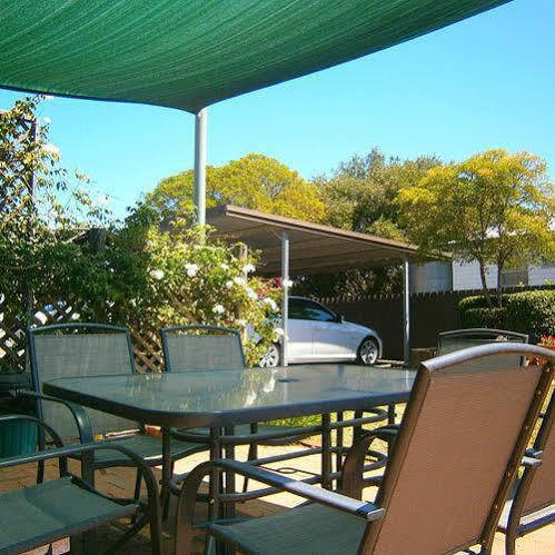 Aaron Inn Motel Narrabri Kültér fotó