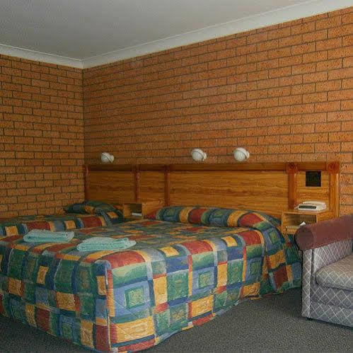 Aaron Inn Motel Narrabri Kültér fotó
