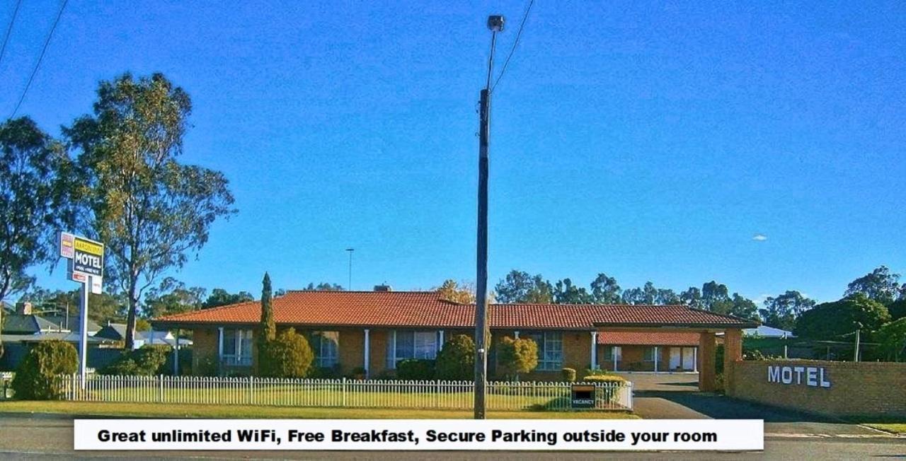 Aaron Inn Motel Narrabri Kültér fotó